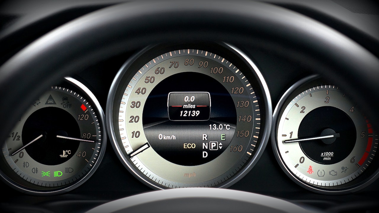 odometer car dashboard